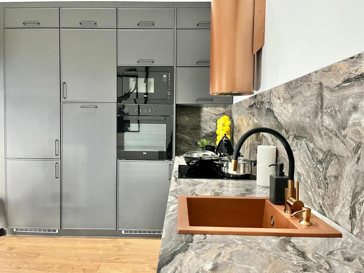 Apartamenty Maxa Czornyja Jelenia Góra Buitenkant foto